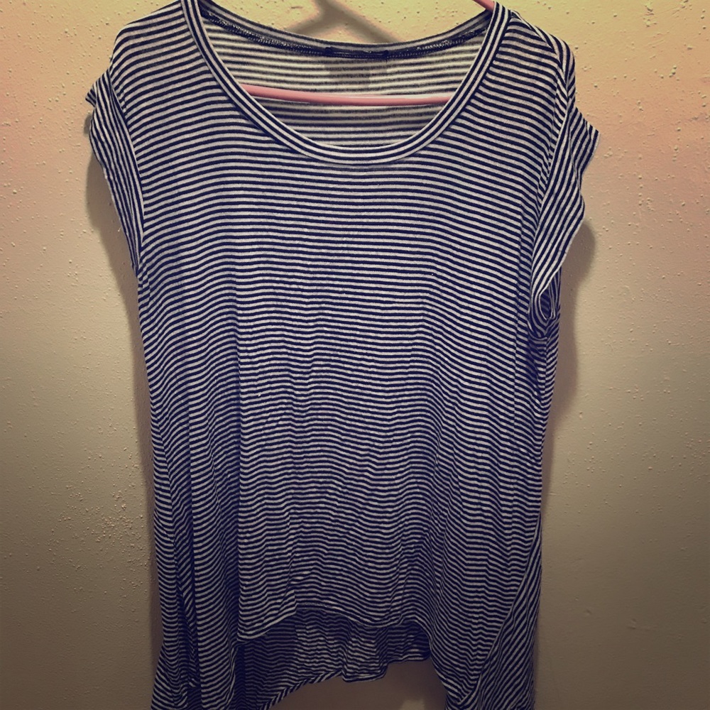 Simple striped top